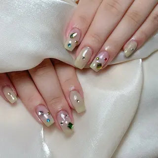 ネイル Maggie Nail🦩のネイルデザイン