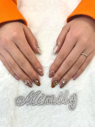 ネイル nailsalon Mimilyのネイルデザイン