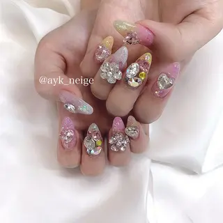 ネイル n'eige nail所属・大谷 綾香のネイルデザイン