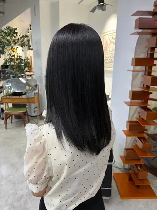 セミロング かおり/似合わせ/ 透明感カラーのヘアスタイル