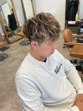 ショート パーマ メンズ 中島 耀一朗のヘアスタイル