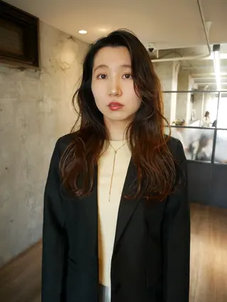 ロング カラー 森田遥奈/透明感カラ ー/似合わせカットのヘアスタイル
