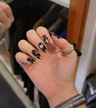ネイル T.Lee Nail Lilyのネイルデザイン