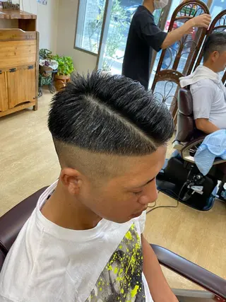 ショート メンズ 浅見 天翔のヘアスタイル