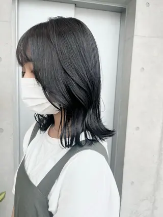 ミディアム カラー パーマ ヘアアレンジ 透明感/オリーブ/ グレージュ/YUKAのヘアスタイル