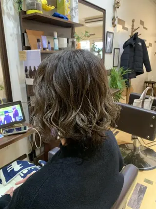 ショート カラー サトウ シューイチのヘアスタイル