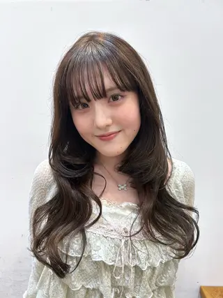 カラー 高島 未旺のヘアスタイル