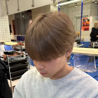 カラー メンズ ミルクティーベージュ /sara💛のヘアスタイル