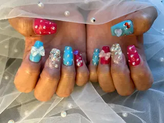 ネイル ✴︎ Delightのネイルデザイン