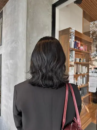 ミディアム カラー ヘアアレンジ Lapis / miyu.のヘアスタイル