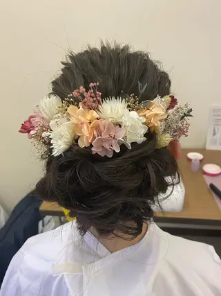 ヘアアレンジ The Best Beauty受付担当のエステ・リラクイメージ
