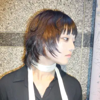 ショート 心斎橋/ハイトーン/ レイヤーカットのヘアスタイル