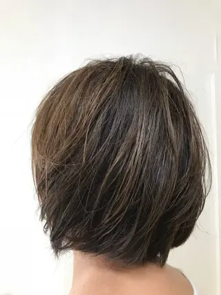 ショート カラー 横田 尚登のヘアスタイル