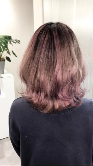 ショート カラー LOOP hairのヘアスタイル