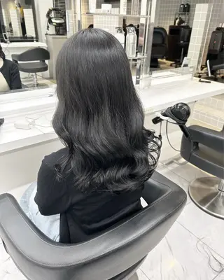 セミロング カラー パーマ ヘアアレンジ メンズ キッズ 🦋韓国レイヤー｜ 透明感グレージュ🦋のヘアスタイル