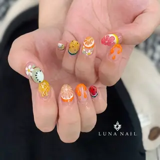 ネイル アトリエ　ミモザ所属・いまむら あかりのネイルデザイン