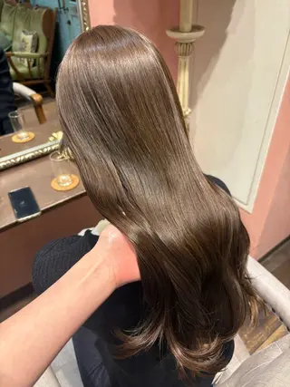 セミロング カラー なぎさ 🎀 / 透明感カラー/心斎橋のヘアスタイル
