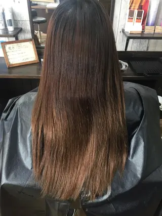 カラー 中山 ルミ子のヘアスタイル