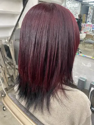 ロング カラー インナーカラー 推し ブリーチ  髪質改善のヘアスタイル