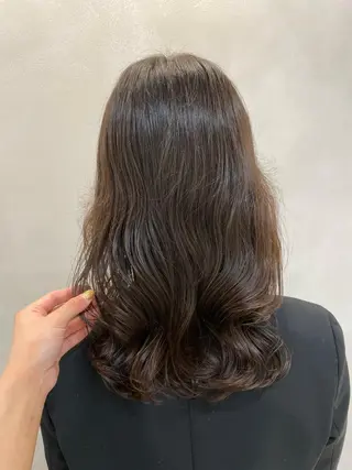 パーマ 表参道ミディアム レイヤー山岸季生のヘアスタイル
