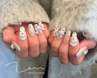 ロング . azusaのネイルデザイン