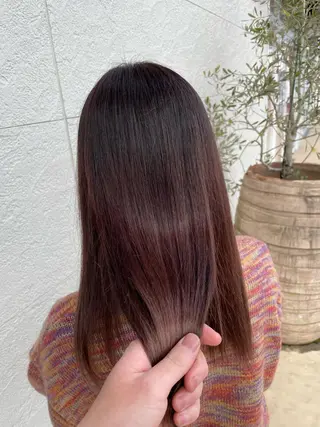 ロング カラー 鵜飼 真伍のヘアスタイル