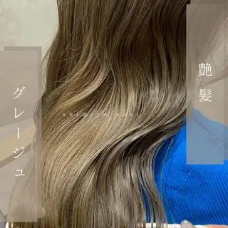 ロング カラー ヘアアレンジ しみず さきのヘアスタイル