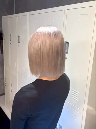 カラー 🦋ハイトーン×ア レンジ💫Leenaのヘアスタイル