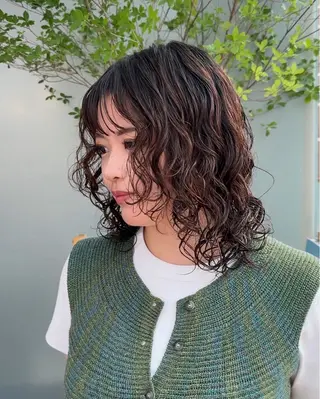 ミディアム パーマ 磯　亜由香🌼 ブリーチ/ボブカットのヘアスタイル