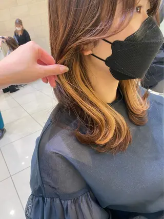 カラー 韓国レイヤー🪽 耳ツボジュエリーのヘアスタイル