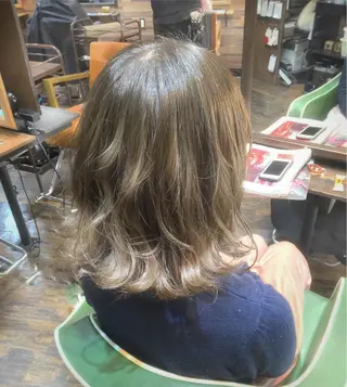 ミディアム 川名 充✂️のヘアスタイル