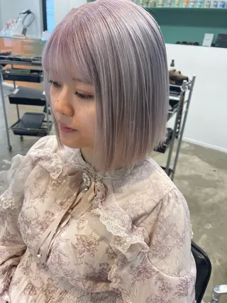 ショート カラー 💓パーマ，💗 レイヤーカットのヘアスタイル