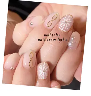 ネイル ﾈｲﾙﾙｰﾑﾘｯｶ 𝐦𝐚𝐲𝐮のネイルデザイン