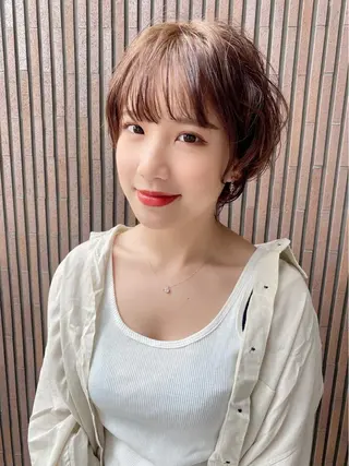ショート 三鷹で1番ショート ボブをカットする新谷のヘアスタイル