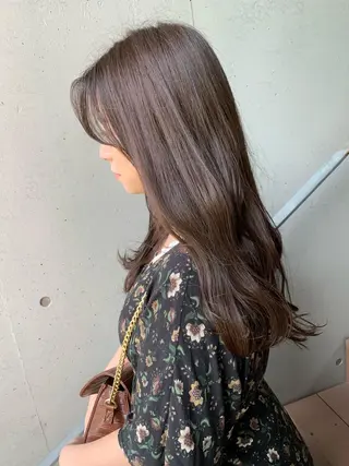 ロング カラー 鈴木 まりやのヘアスタイル