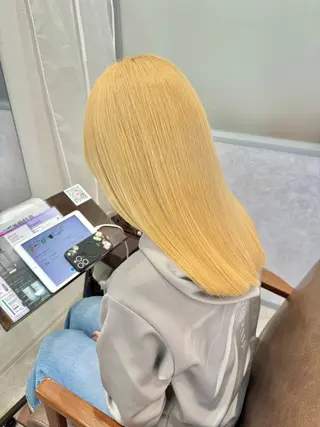 セミロング 久保田康雅　辻堂 髪質改善×縮毛矯正のヘアスタイル