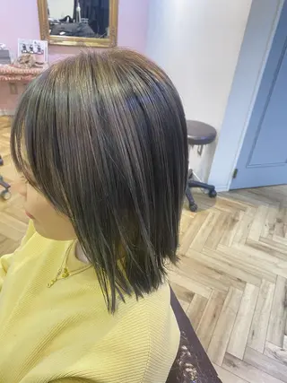 カラー コテ巻き風パーマ🫶 竹内七渚のヘアスタイル