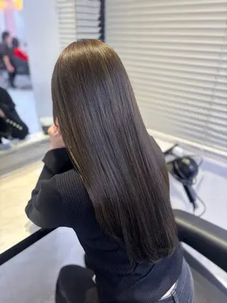 ロング カラー 韓国風グレージュ 🤍たくみ🤍のヘアスタイル