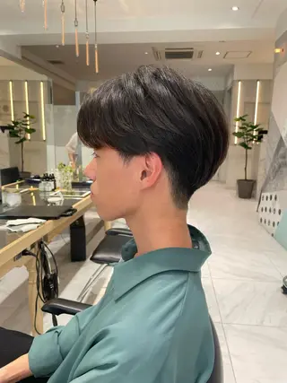 メンズ オリーブ カラー✨有坂映哉のヘアスタイル