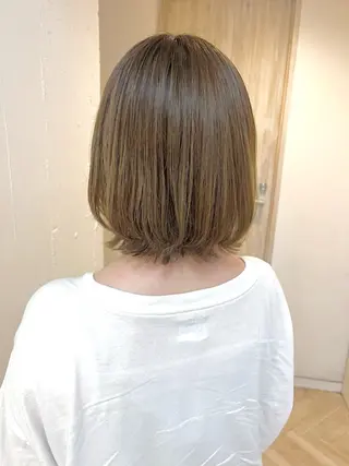 ショート カラー 透明感カラー/ 髪質改善/レイヤーのヘアスタイル