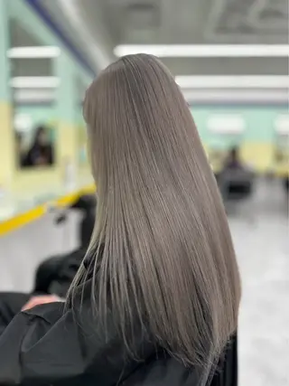 ロング カラー 透明感🤍レイヤー ベージュ‎🤍ピンクのヘアスタイル