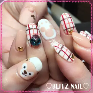 ネイル BLITZ Nail 岩田💅🏻✨のネイルデザイン