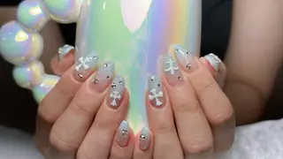 セミロング 戸井田 静香のネイルデザイン