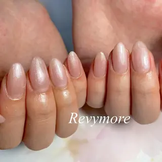 ミディアム ネイル nail salon Revymoreのネイルデザイン