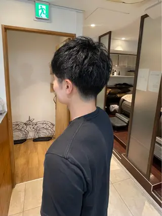 ショート パーマ 秋元 佳乃のヘアスタイル