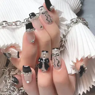 ネイル H3 Nail Tsuki🦋💙のネイルデザイン