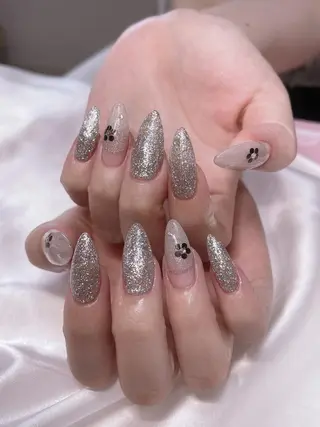 ネイル ジョリ kasumi🌹💅のネイルデザイン