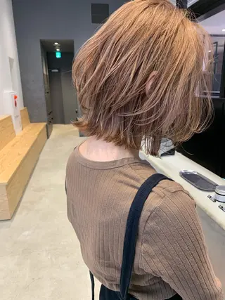 ミディアム yui .のヘアスタイル