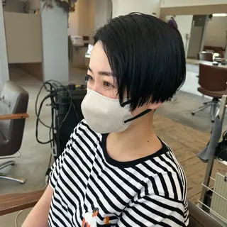 ショート 綿貫 美雪のヘアスタイル