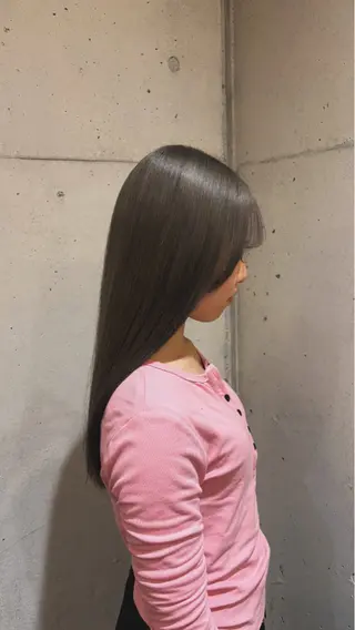 ロング 🌞名駅/ハイトーン / yuu🌞のヘアスタイル